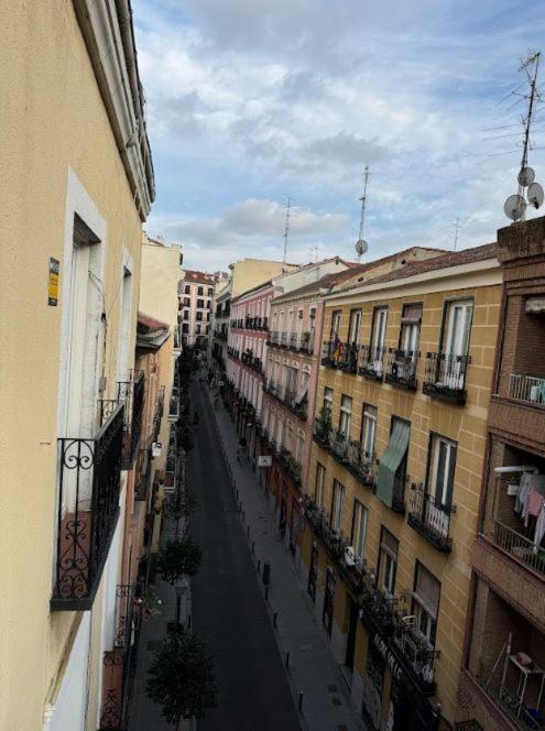 La Guapa De Malasana Madrid Eksteriør billede